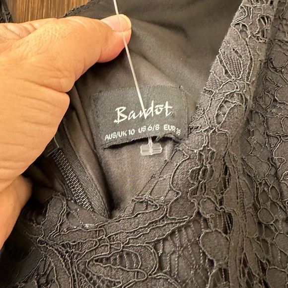 BARDOT Fiona Lace Trumpet DRESS (D3) - Picture 7 of 7